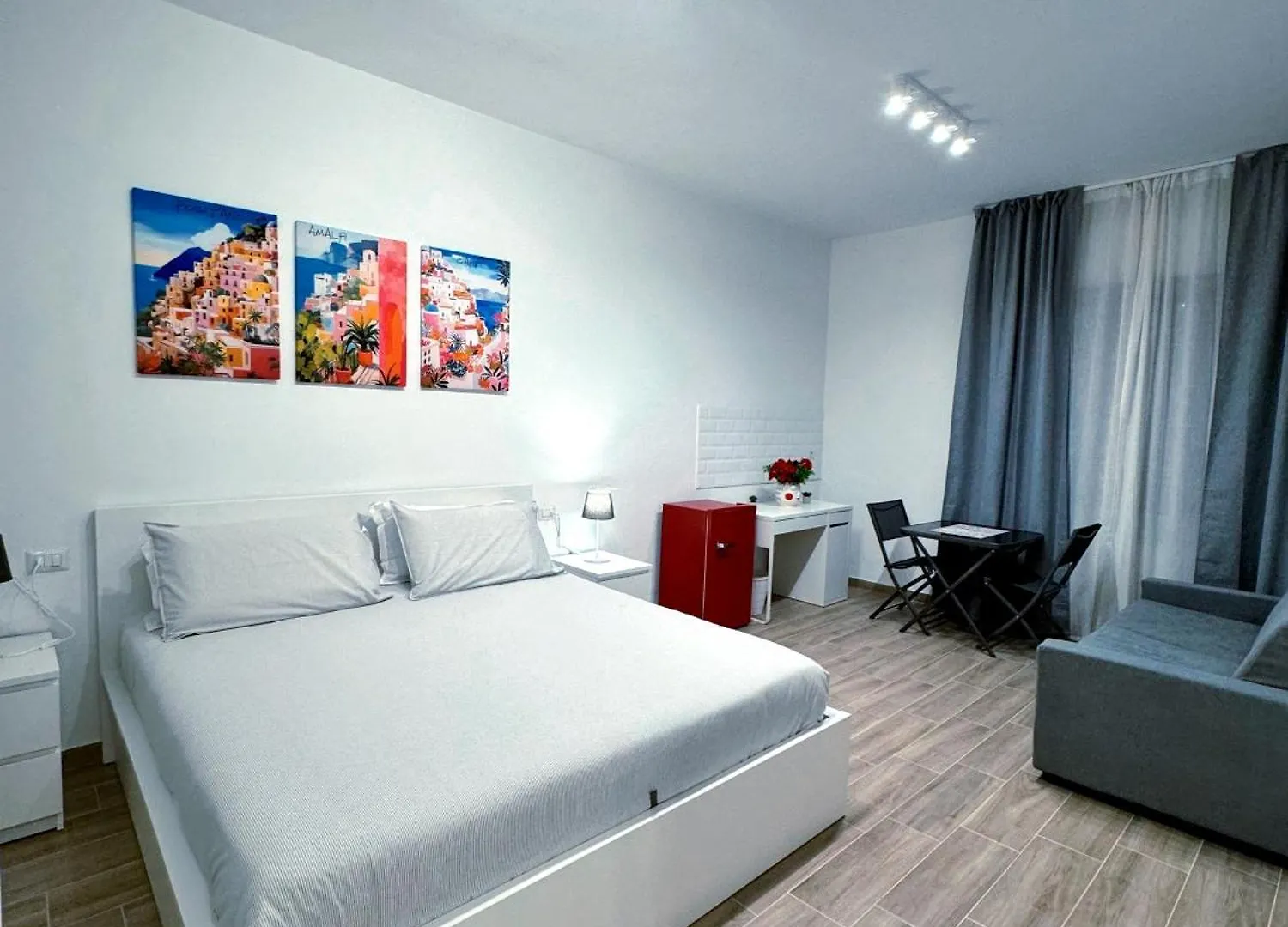 Ellepi Rooms Naples Bed & Breakfast