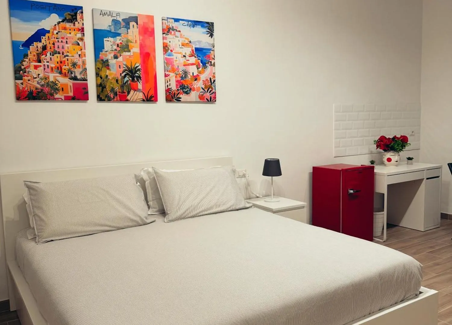 Ellepi Rooms Naples 0*,  Italy